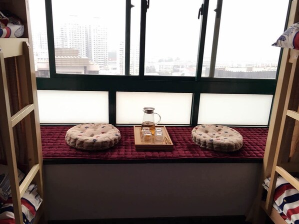 Dormitorio condiviso | Servizio della camera