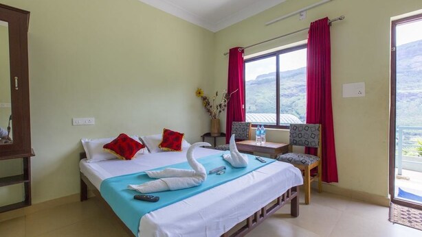 Deluxe Room, 1 King Bed, Non Smoking | WiFi (free) - Mountain Hut Resorts (Devikolam)