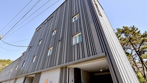 Front of property - IMT Motel (Goseong)