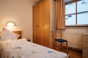 Apartment | 4 Schlafzimmer, Bügeleisen/Bügelbrett, Babybetten, Zustellbetten