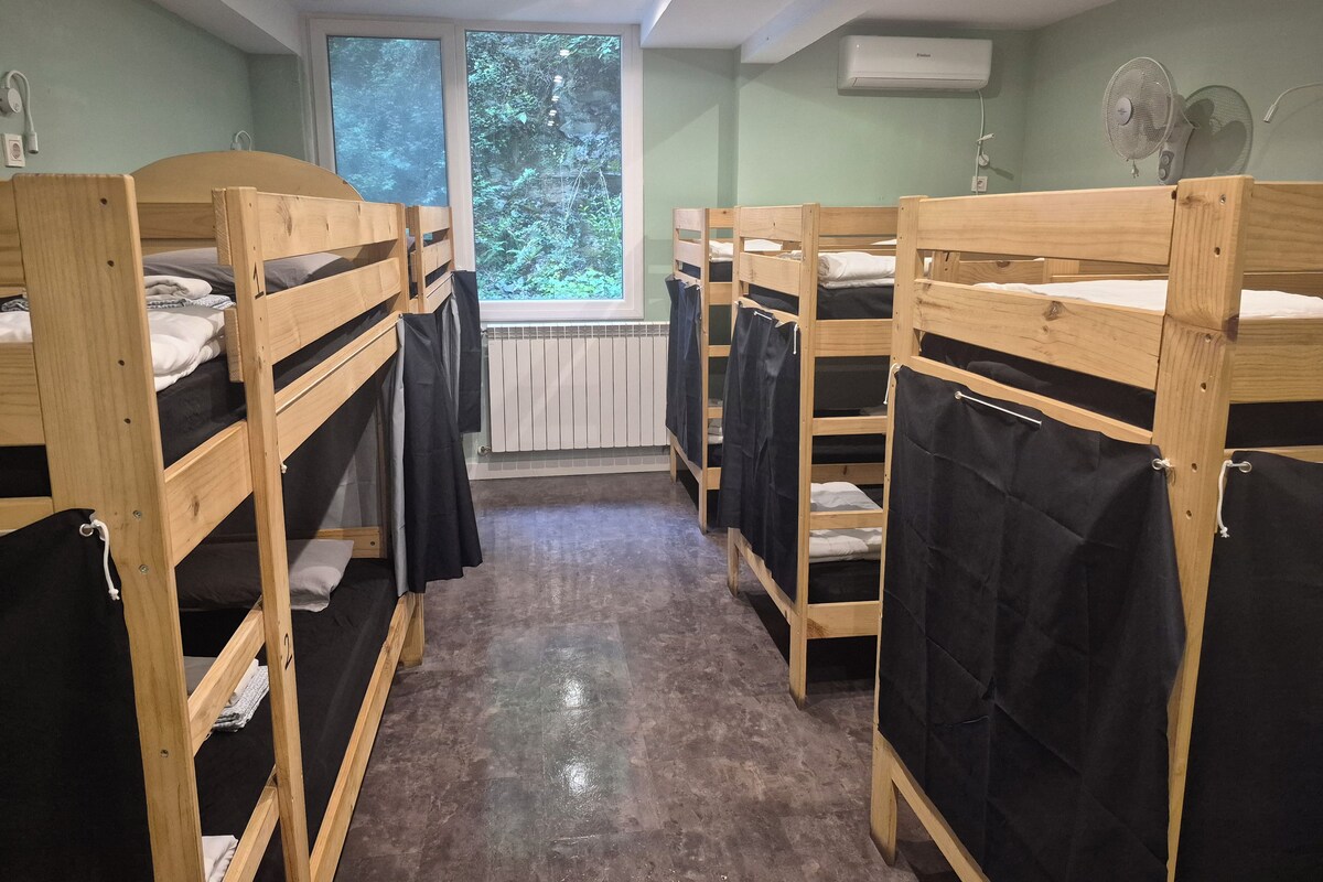 Shared Dormitory, Mixed Dorm (1 bed in a 10-Bed Dormitory Room) | WiFi (free), bed sheets
