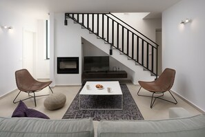 Flat-screen TV, fireplace - Villa Krnica (Marcana)