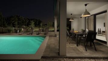 Piscina externa sazonal, espreguiçadeiras