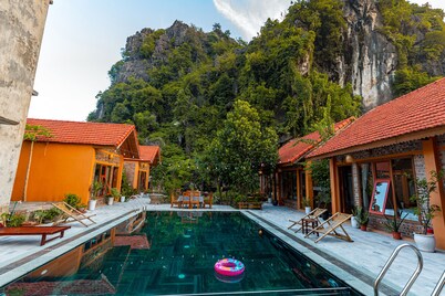Tam Coc Mountain Bungalow