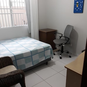 2 dormitorios, tabla de planchar con plancha, wifi gratis