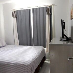 2 Schlafzimmer, Bügeleisen/Bügelbrett, kostenloses WLAN