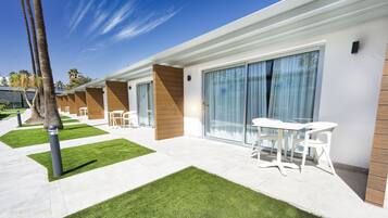 Deluxe tweepersoonskamer | Terras