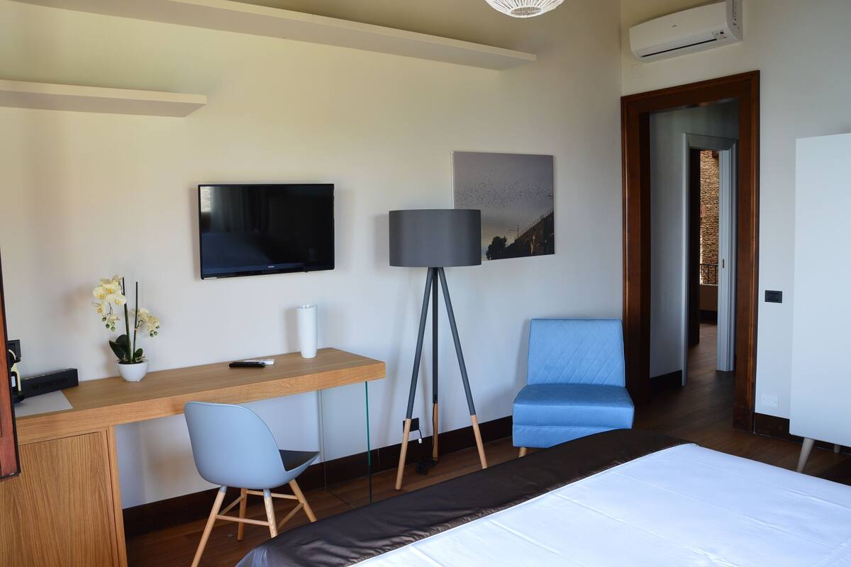 Suite, Ocean View (Pietre Cadute) | Minibar, in-room safe, blackout drapes, cribs (surcharge)