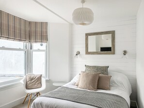 2 quartos, Wi-Fi de cortesia, roupa de cama