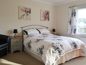 4 間睡房、免費 Wi-Fi、床單