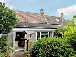 Exterior - Situated in beautiful, quiet countryside and boasting many original features. (Cold Ashton)