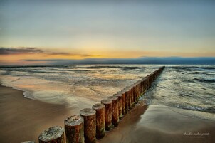 Una playa cerca