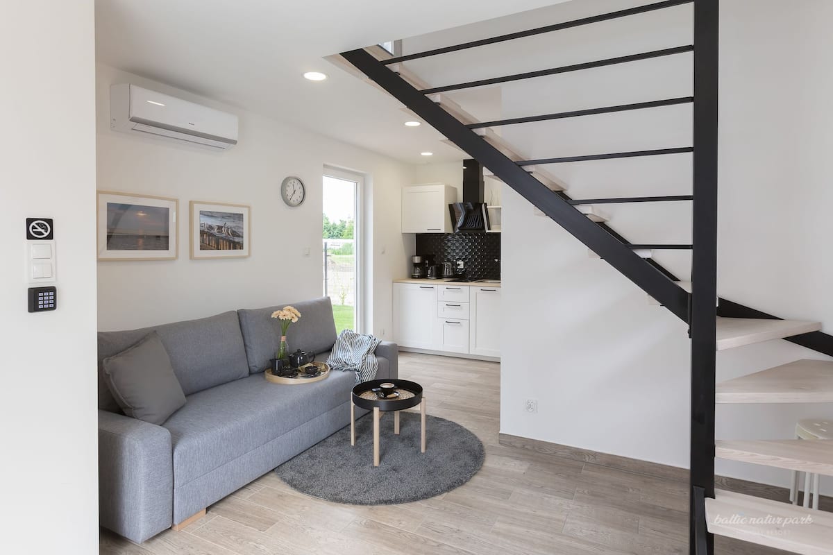 Deluxe House | 3 bedrooms, premium bedding, pillowtop beds, individually decorated