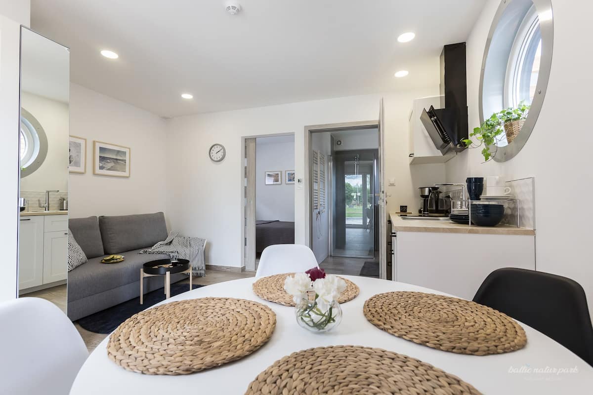Comfort Apartment, Ground Floor | 3 bedrooms, premium bedding, pillowtop beds, individually decorated
