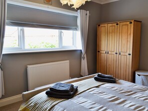 3 chambres, Wi-Fi gratuit, draps fournis