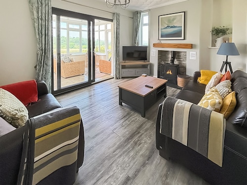 3 bedroom accommodation in Pentraeth, Anglesey