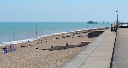 6 Schlafzimmer Unterkunft in St Margarets Bay, Dover