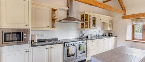 Lave-vaisselle, chaise haute