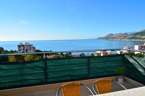Apartament familiar (Family Apartment Superior) | Balcó