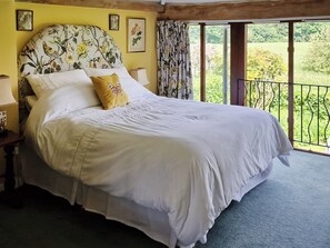 4 chambres, Wi-Fi gratuit, draps fournis