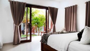 Deluxe Double Room, 1 Double Bed, Garden View | Minibar, in-room safe, desk, free WiFi