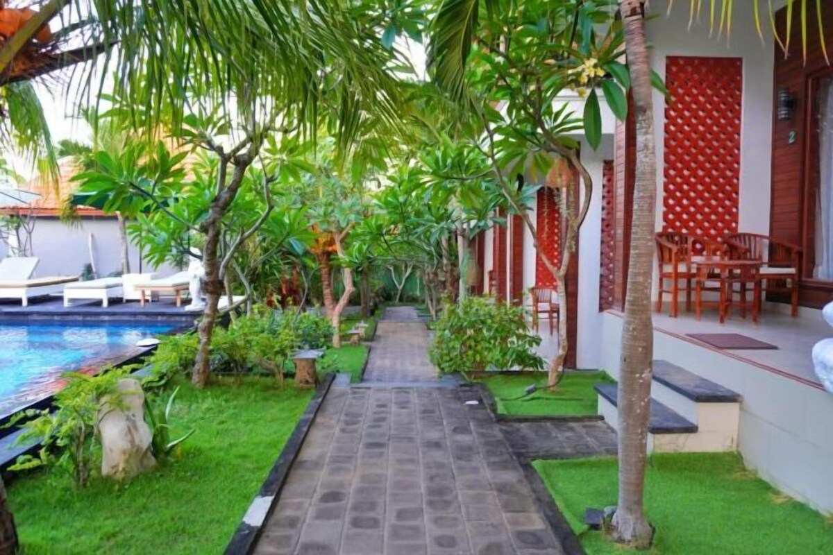 Deluxe Double Room With Balcony And Garden View