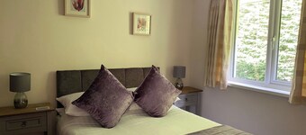 2 bedroom accommodation in Liskeard
