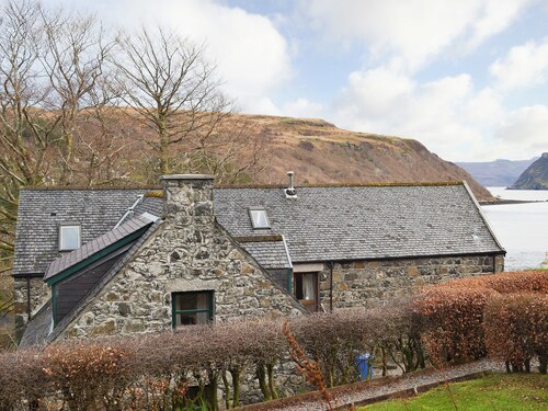 2 bedroom accommodation in Portree