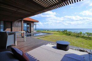 Balcony view - The Hiramatsu Hotels & Resorts Ginoza (Ginoza)