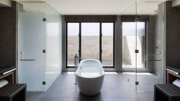 Villa Suite w/Pool(Twin Room) | Bathroom | Separate tub and shower, jetted tub, free toiletries, hair dryer