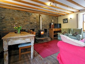 Interior - 3 bedroom accommodation in Lochearnhead (Lochearnhead)