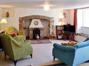 Living area - 2 bedroom accommodation in Lower Bockhampton (Lower Bockhampton)