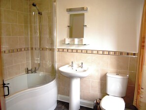Towels - Ideally situated just a 3 minute walk from the town centre. (Keswick)
