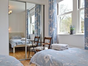 2 bedrooms, free WiFi, bed sheets