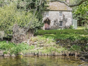 Exterior - 1 bedroom accommodation in Glenprosen, by Kirriemuir (Glenprosen, by Kirriemuir)