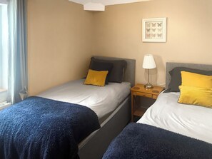 2 habitaciones, wifi gratis y ropa de cama 