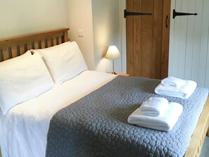 2 quartos, Wi-Fi de cortesia, roupa de cama