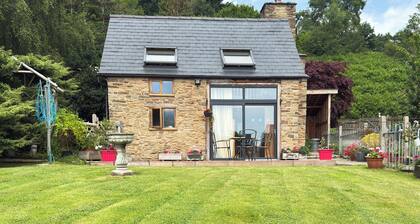 1 bedroom accommodation in Bircher Common, near Leominster