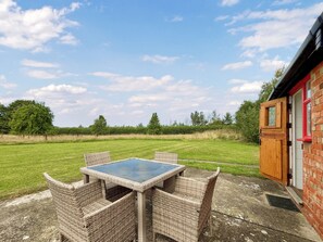 Outdoor dining - Tarrant Cottage -14557 (East Orchard, near Shaftesbury)