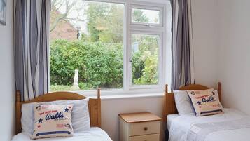 3 dormitorios, wifi gratis, ropa de cama