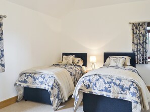 2 chambres, Wi-Fi gratuit, draps fournis