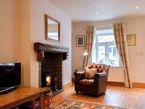 Fireplace - 2 bedroom accommodation in Grassington (Grassington)