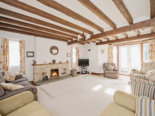 4 Schlafzimmer Unterkunft in Thornton-Le-Dale, near Pickering