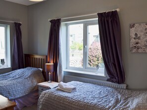 3 habitaciones, wifi gratis y ropa de cama 