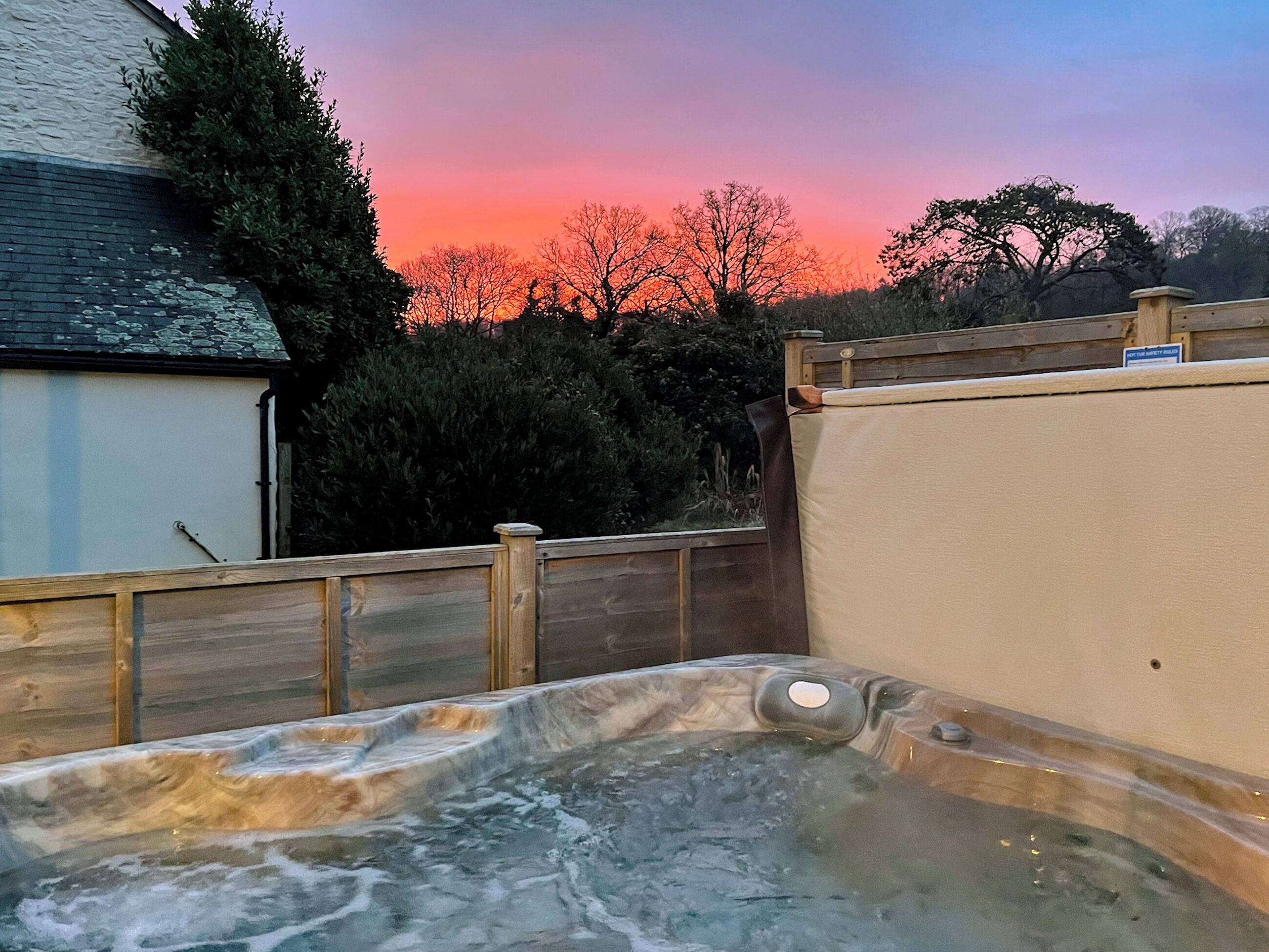 Bain à remous extérieur