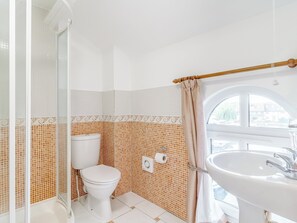 Towels - 4 bedroom accommodation in Wroxham (Wroxham)