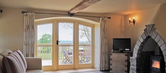 3 bedroom accommodation in Broome Chatwall, near Church Stretton