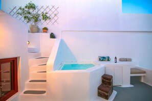 Pool - Hector Caldera Nest Oia Santorini (Oía)