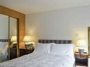 2 chambres, draps fournis, accès pour personnes à mobilité réduite