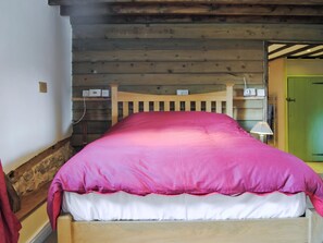 3 chambres, Wi-Fi gratuit, draps fournis